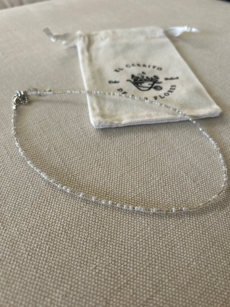 Collar blanco